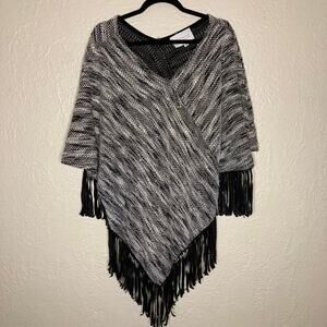 Two by Vince Camuto Black and White Fringe Poncho Sweater Size S/M